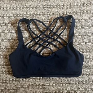Lululemon Free to Be Bra